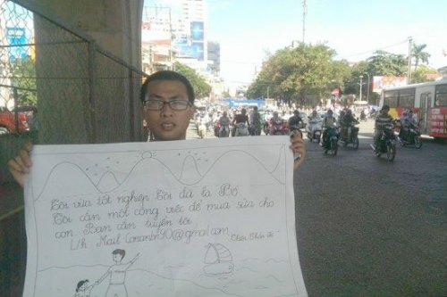Nam[-]thanh[-]niên[-]ra[-]đường[-]xin[-]việc[-]có[-]gì[-]là[-]"nhục[-]nhã"?